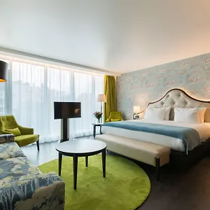 **** Hotel Thon Bristol Stephanie Belgien